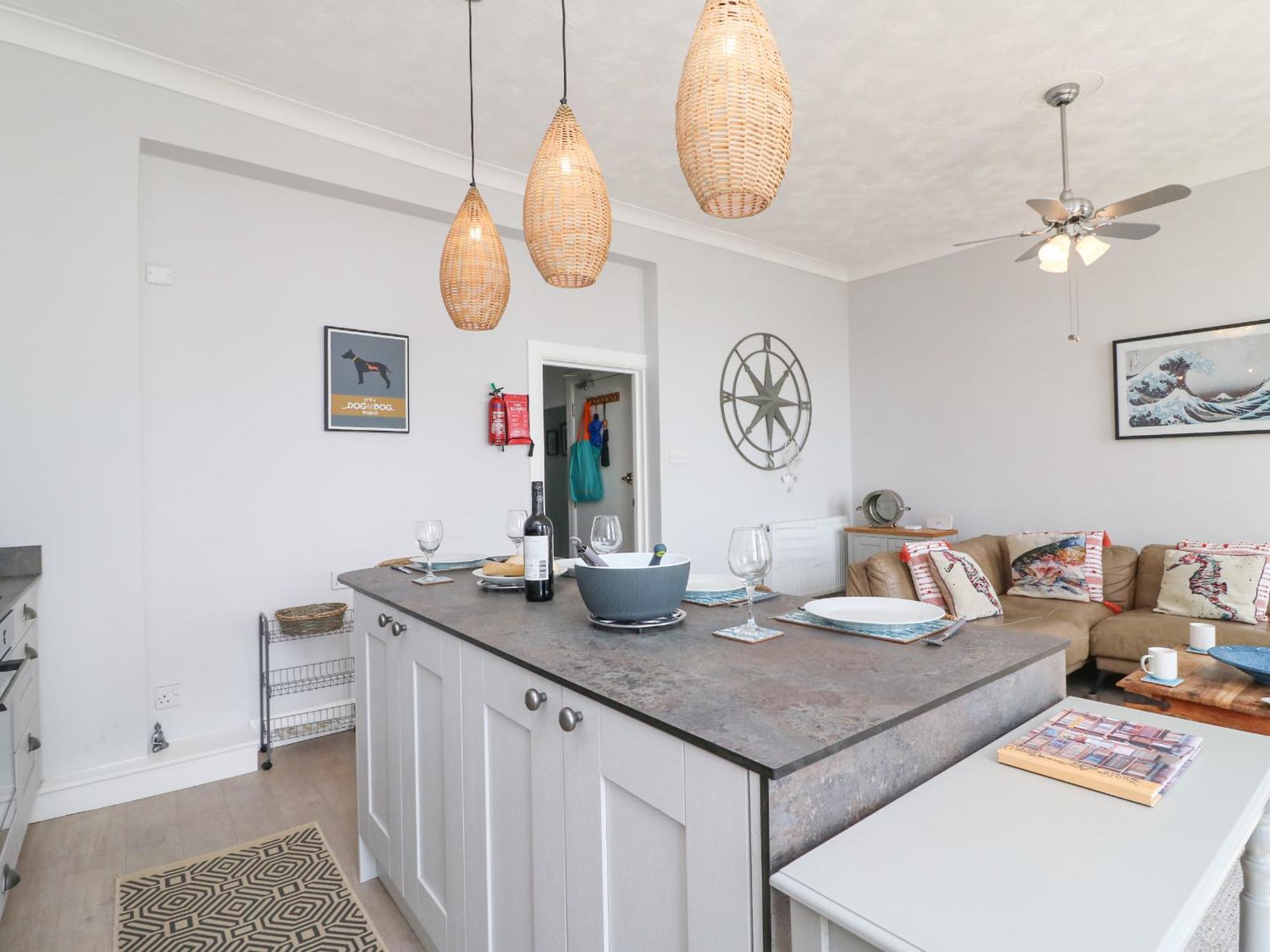 Sunrise Apartment Уэймут Экстерьер фото